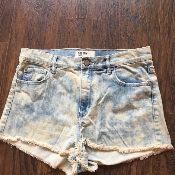 Acid Wash High Waisted Jean Short - Picture 1 of 2